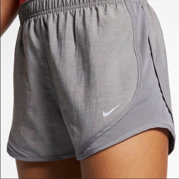 NWT Nike Tempo Dry Core 3” Lined Running Shorts In Gunsmoke Heather Grey - Picture 1 of 7